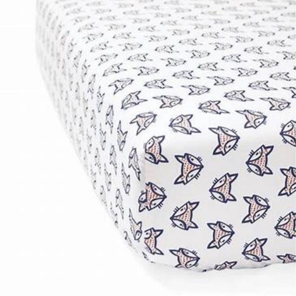 Serena & Lily Baby Crib Sheet - Picture 2 of 5